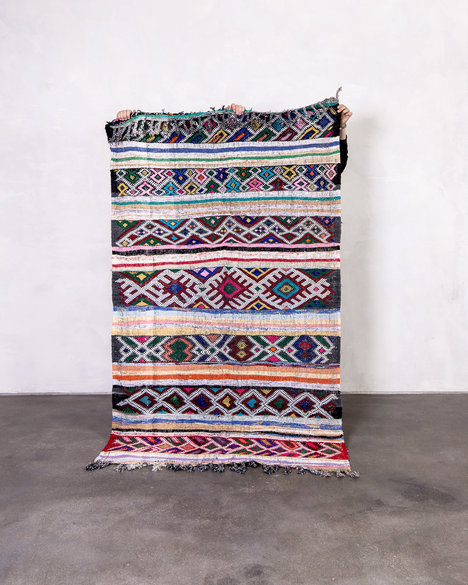 Modern designer handcrafted Berber rug from morocco Kelim with beautiful colors and patterns