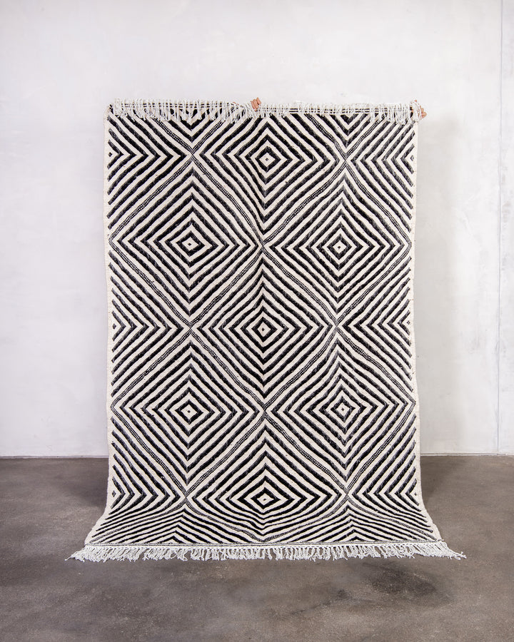 Modern designer handcrafted Berber rug from morocco Kelim with beautiful colors and patterns