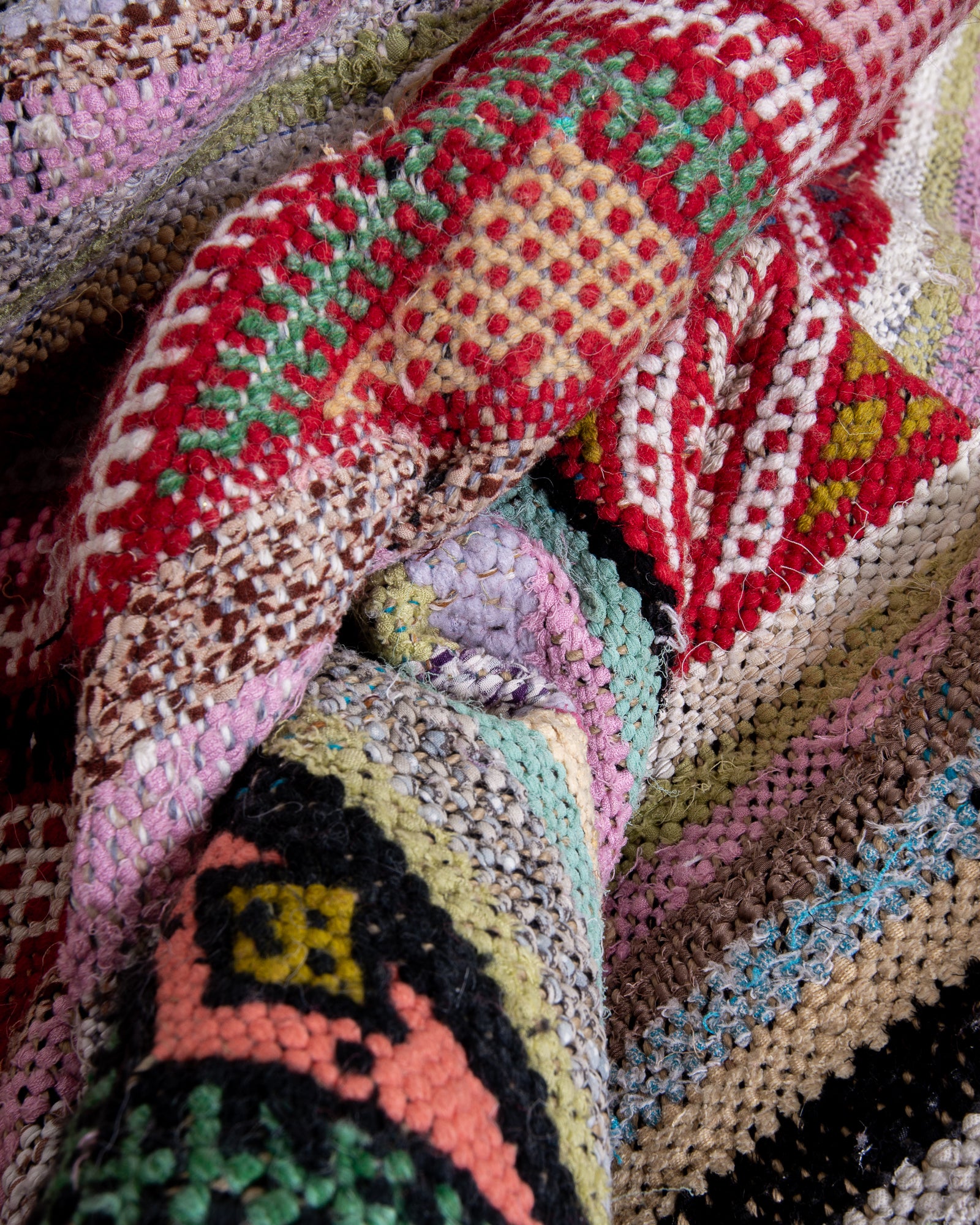 Modern designer handcrafted Berber rug from morocco Kelim with beautiful colors and patterns