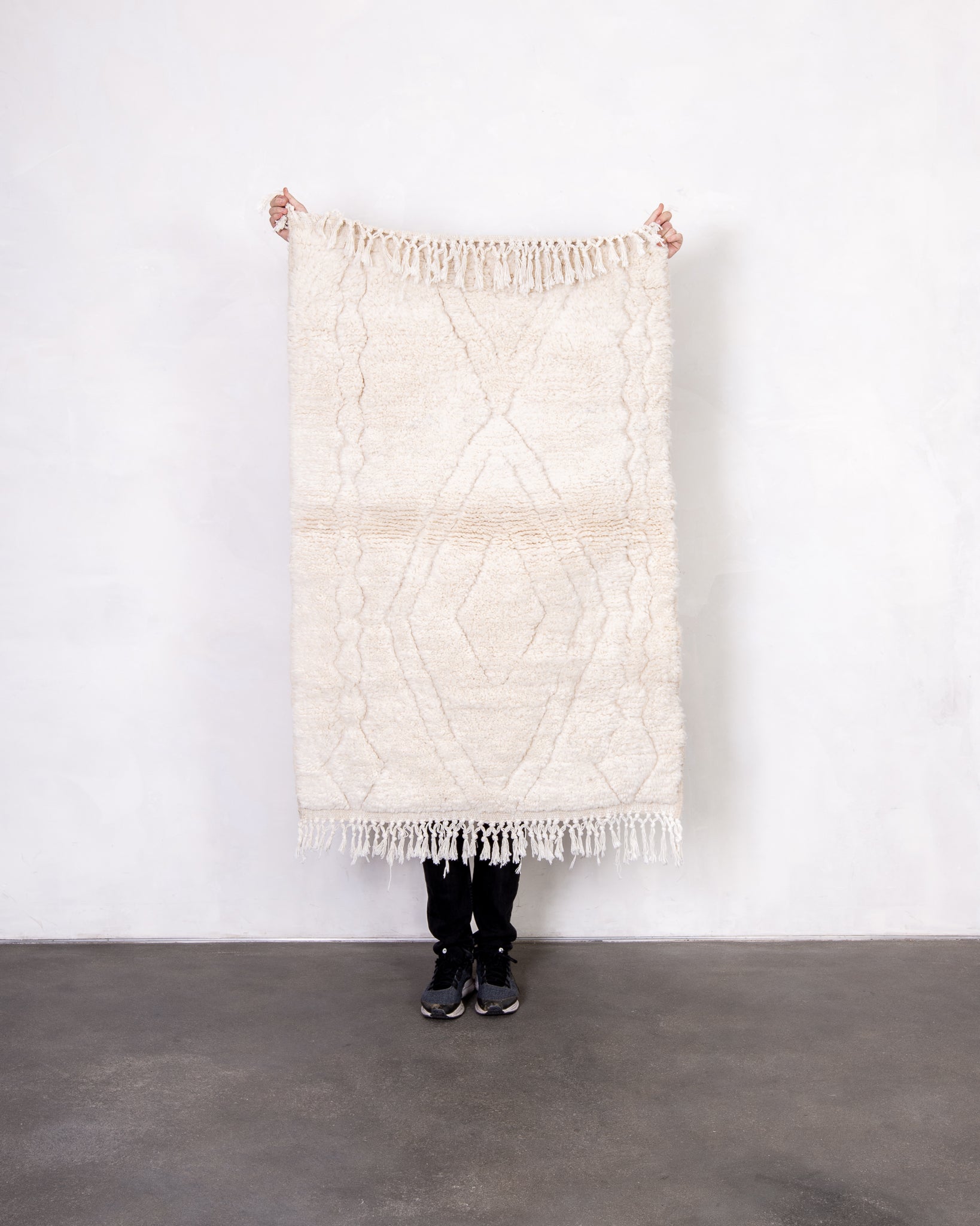 Modern designer handcrafted Berber rug from morocco Beniourain with beautiful colors and patterns