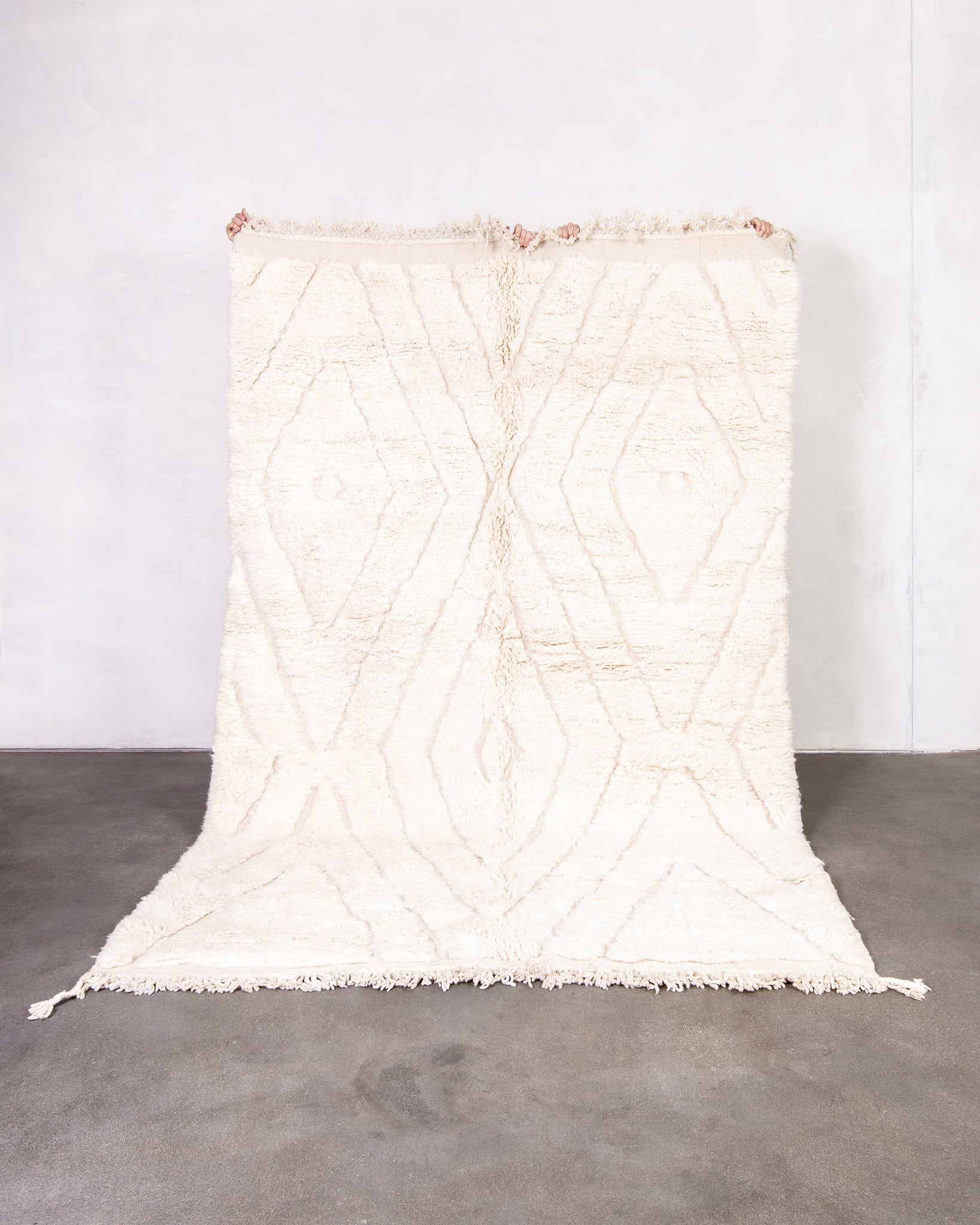 Modern designer handcrafted Berber rug from morocco Beniourain with beautiful colors and patterns