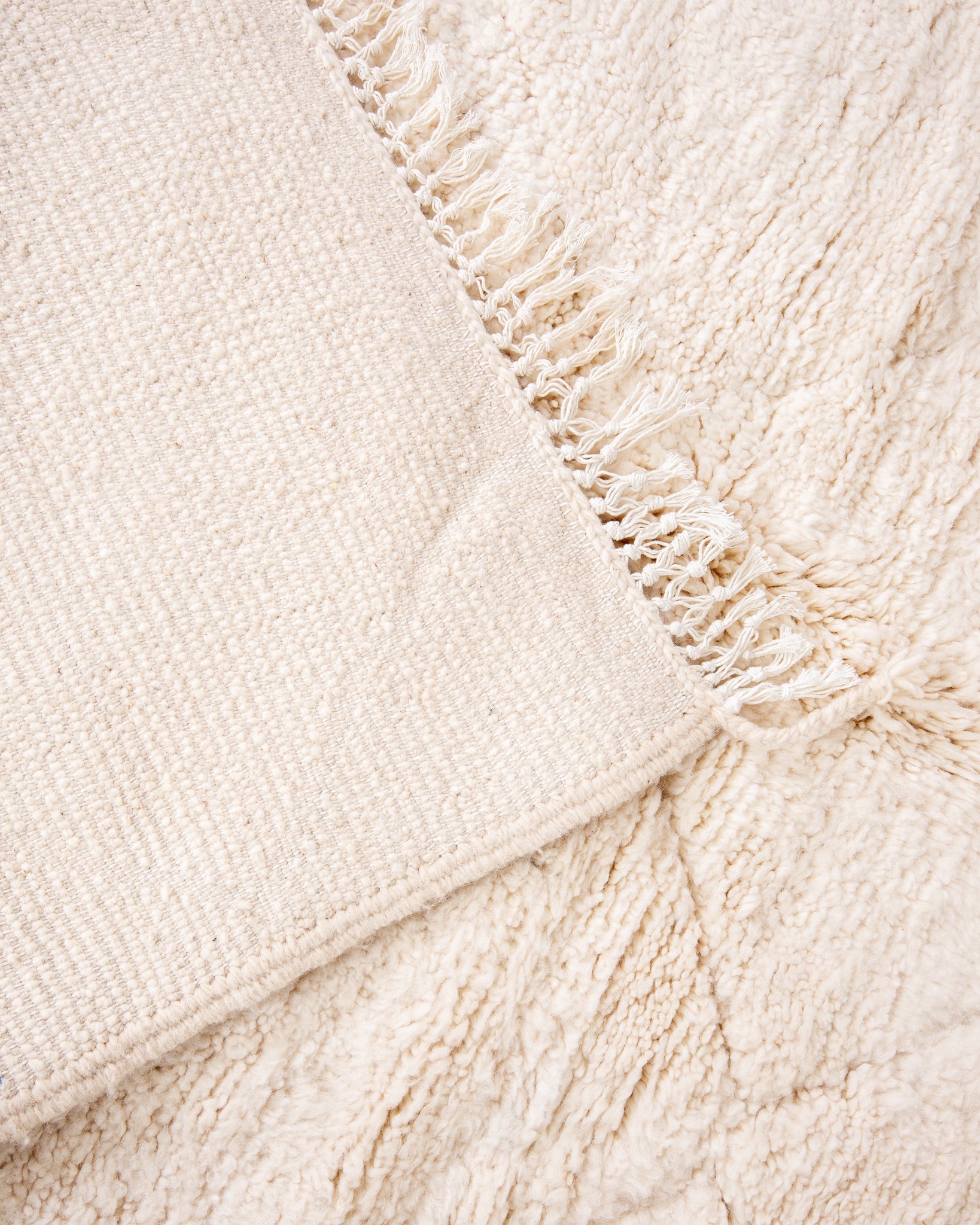 Modern designer handcrafted Berber rug from morocco Beniourain with beautiful colors and patterns