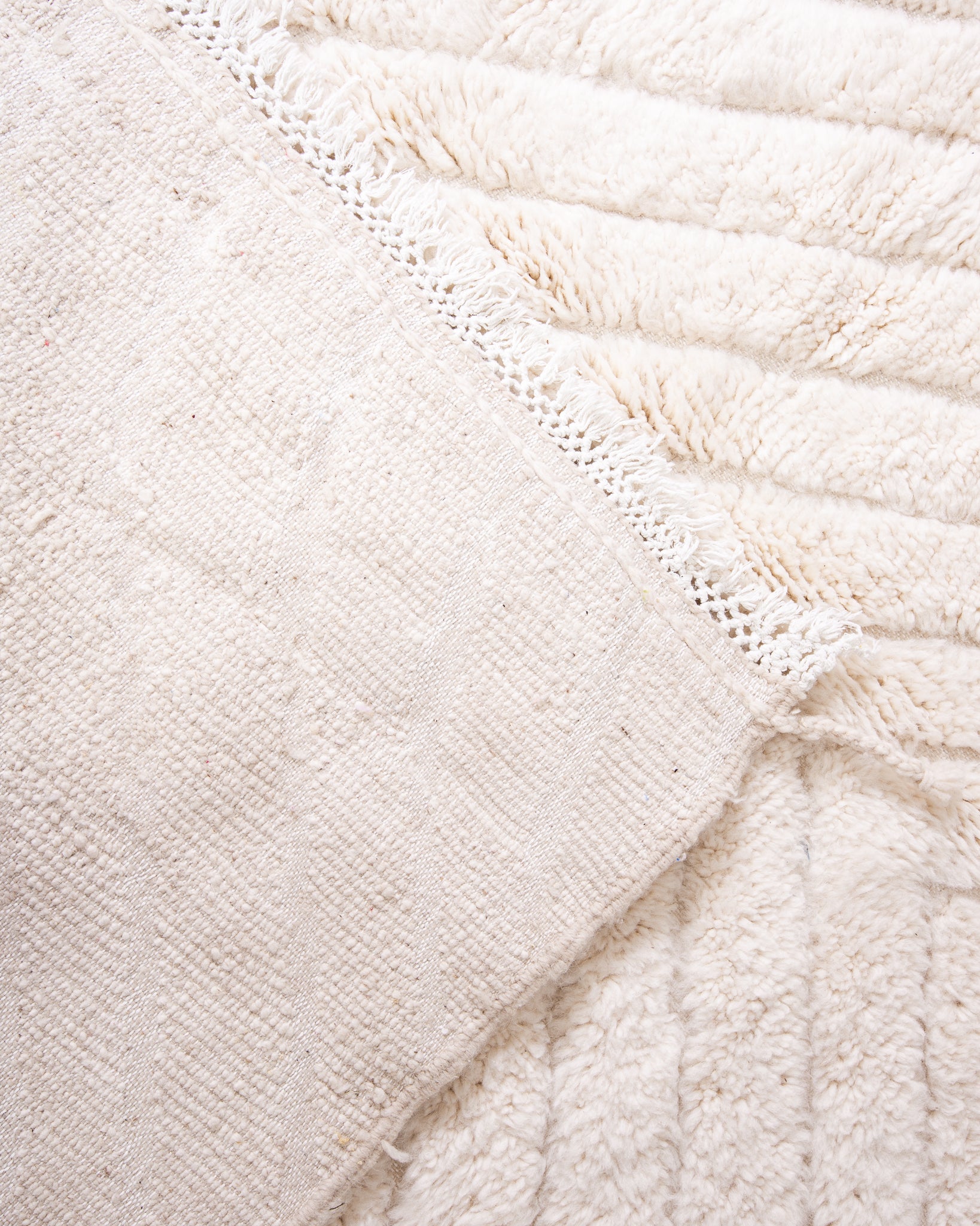 Modern designer handcrafted Berber rug from morocco Beniourain with beautiful colors and patterns