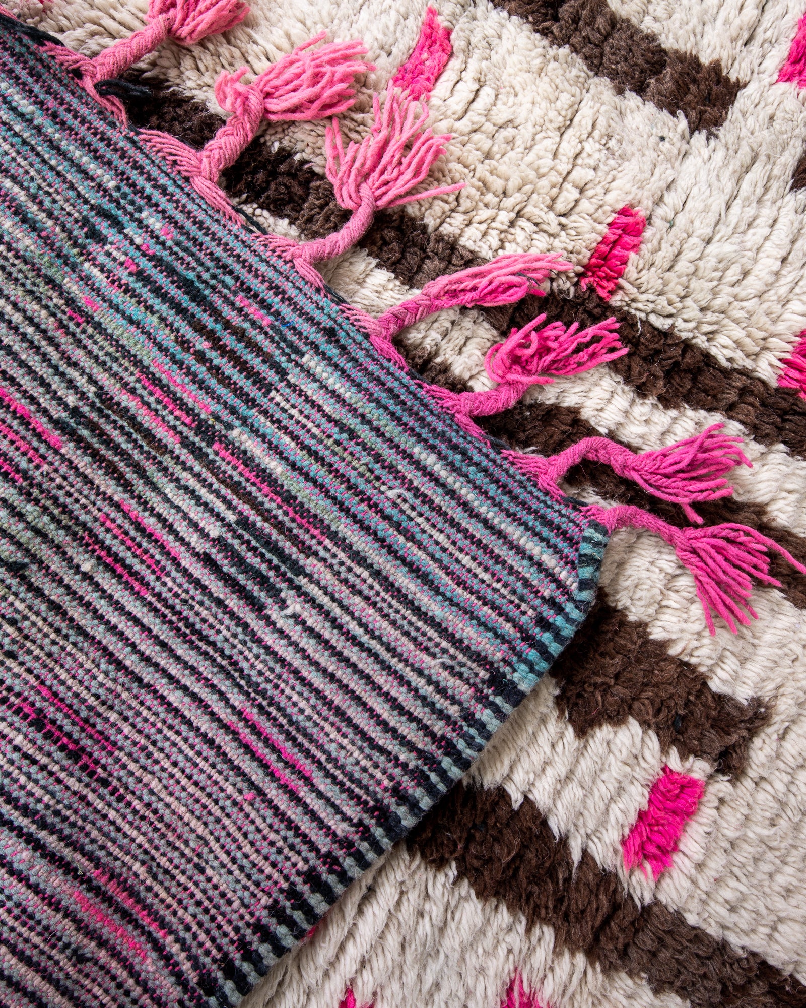 Modern designer handcrafted Berber rug from morocco Boujad with beautiful colors and patterns